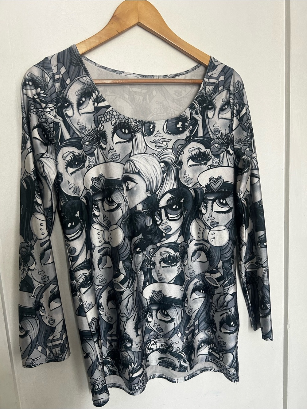 Sandoner black and white collage tee